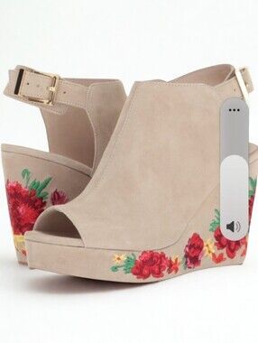 Kenneth Cole Orla Rose Floral Wedge Sandals Tan Women's Size 9